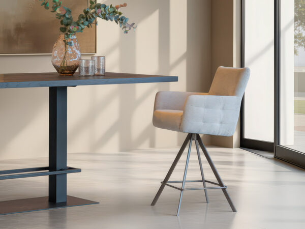 01-Barkruk-Midsund-mito-beige-onderstel-J65-mocca