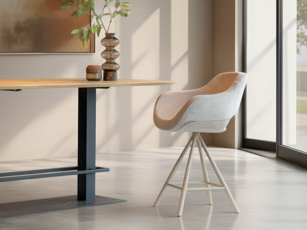 01-Barkruk-Rindal-mito-beige-poot-i-draai-metaalkleur-magnum-scaled